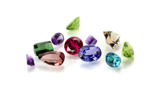 Verschiedene Edelsteine mit Beschreibung ihrer Bedeutung – Schmuckdesign Ricarda Enderweit Bielefeld